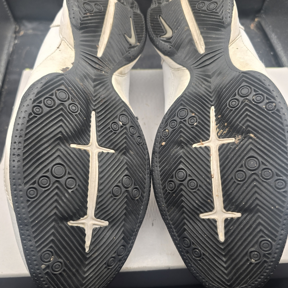 Nike Men's White Sneakers - image 7